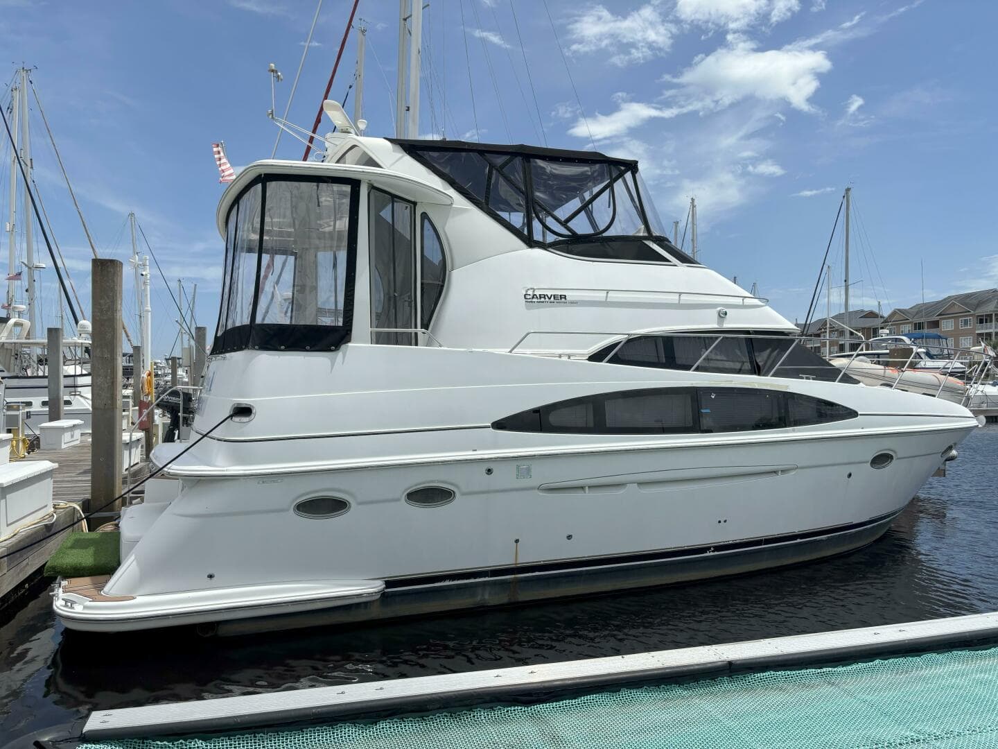 2001 Carver 396 Aft Cabin — photo 4