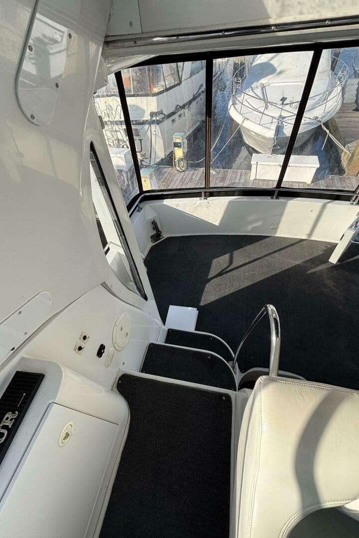 2001 Carver 396 Aft Cabin — photo 42