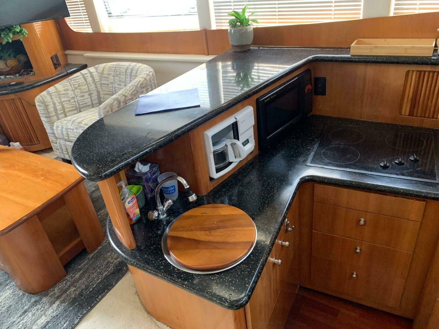 2001 Carver 396 Aft Cabin — photo 57