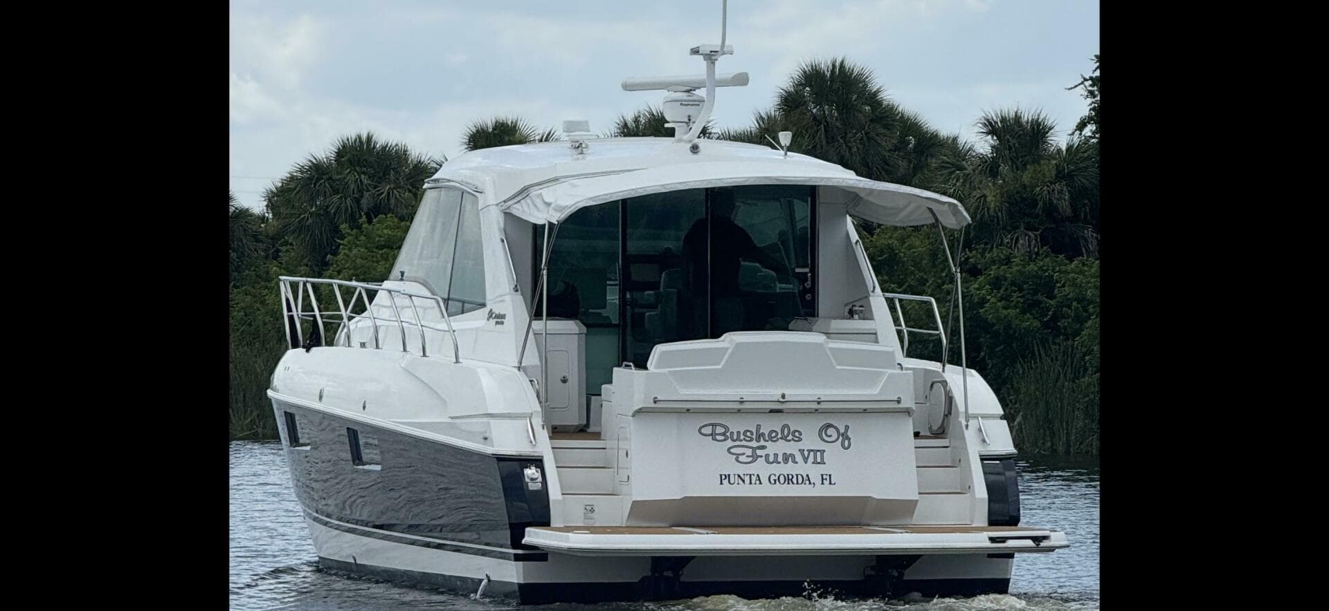 2012 Cruisers Yachts 48 Cantius — photo 23