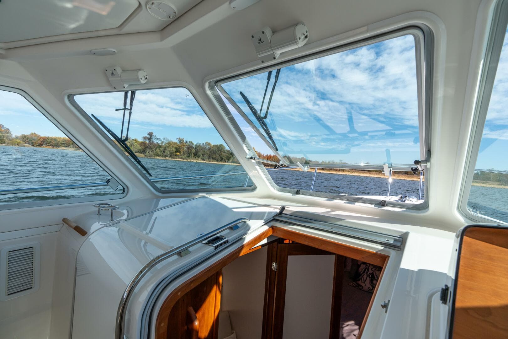 2023 Back Cove 340 — photo 40