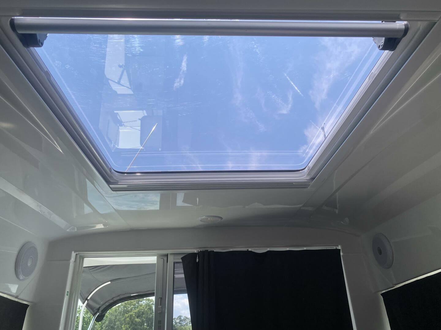 2023 Beneteau Antares 8 — photo 13