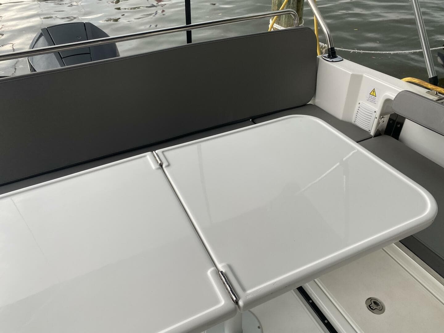 2023 Beneteau Antares 8 — photo 34