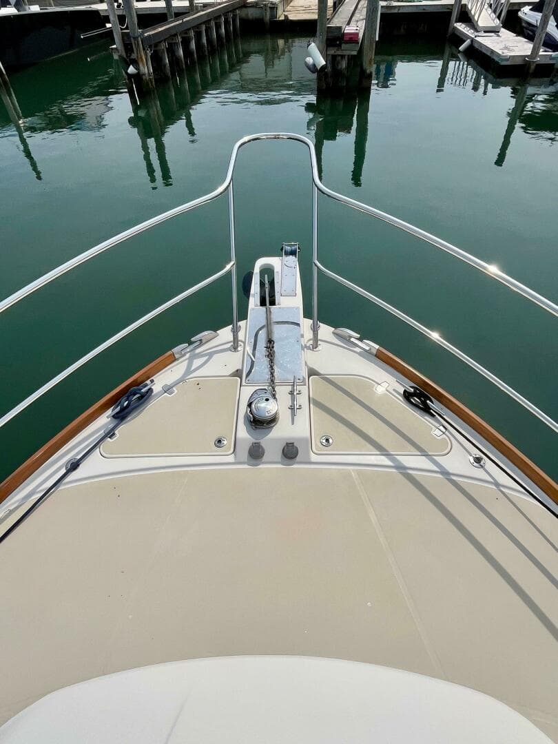 2010 Sabre 40 Sedan — photo 50