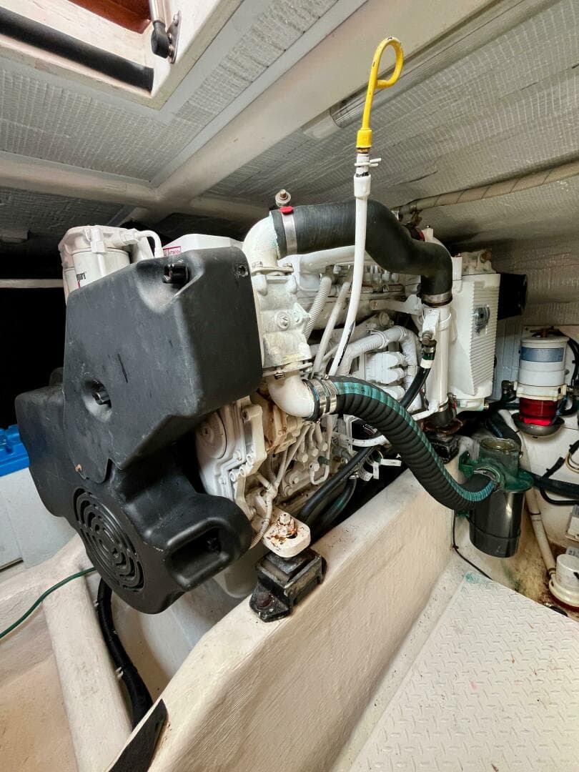 2010 Sabre 40 Sedan — photo 42