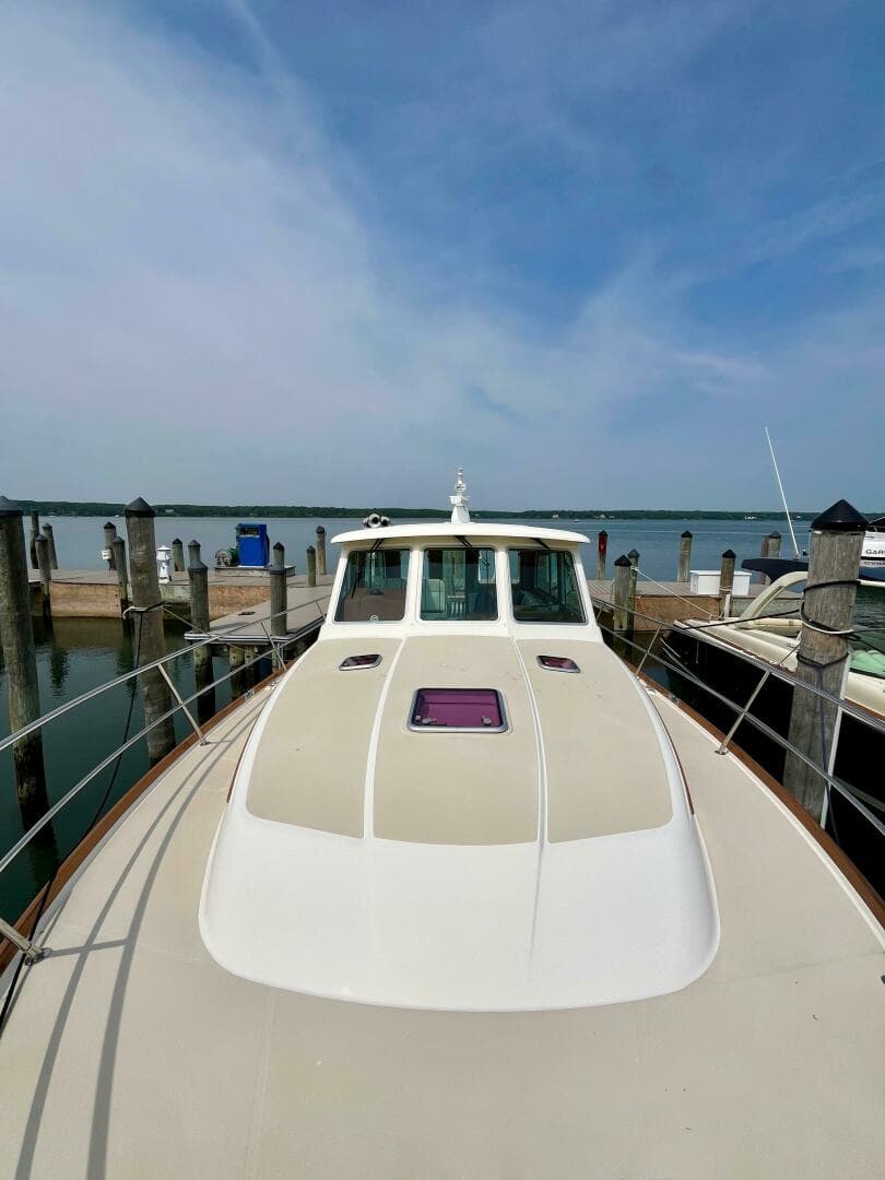 2010 Sabre 40 Sedan — photo 47