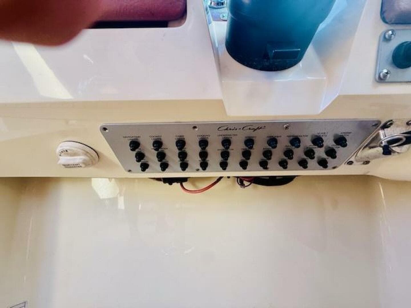 2015 Chris-Craft Launch 32 — photo 49