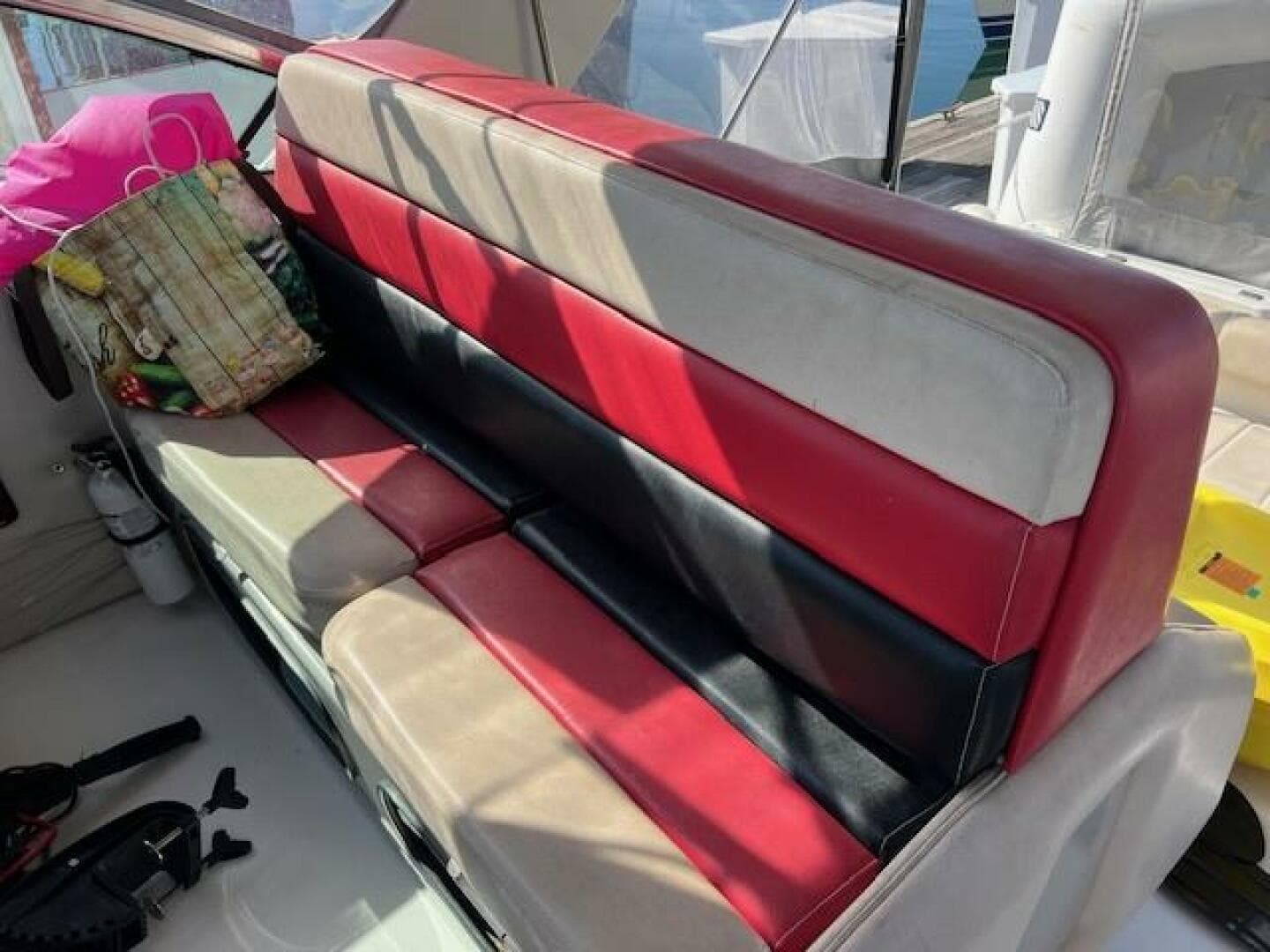 1990 Donzi 30 — photo 9