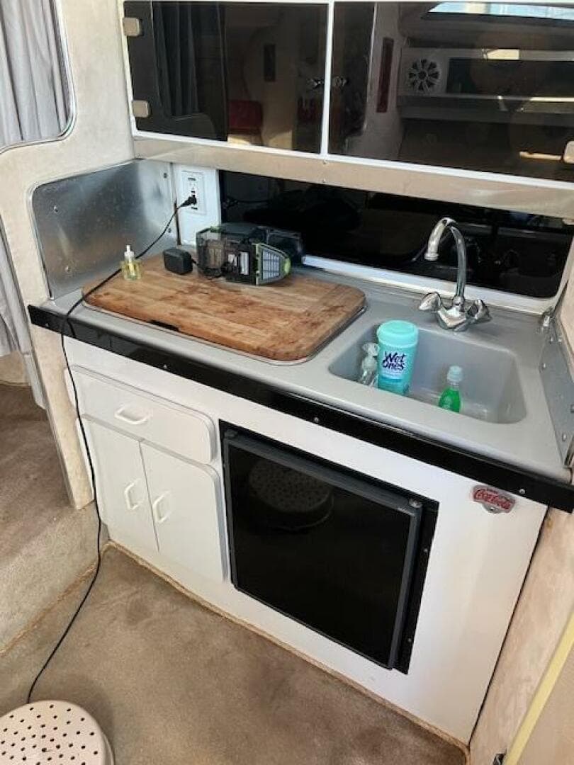 1990 Donzi 30 — photo 15