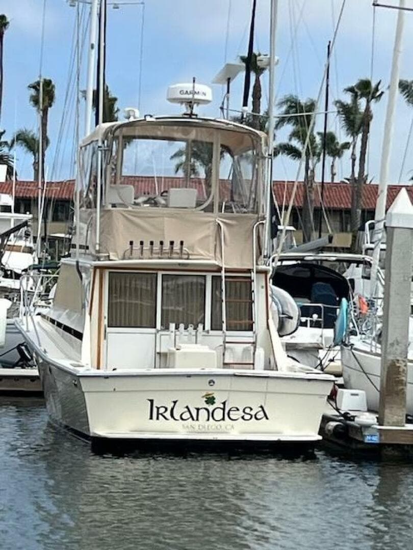 1981 Viking 35 Flybridge — photo 10