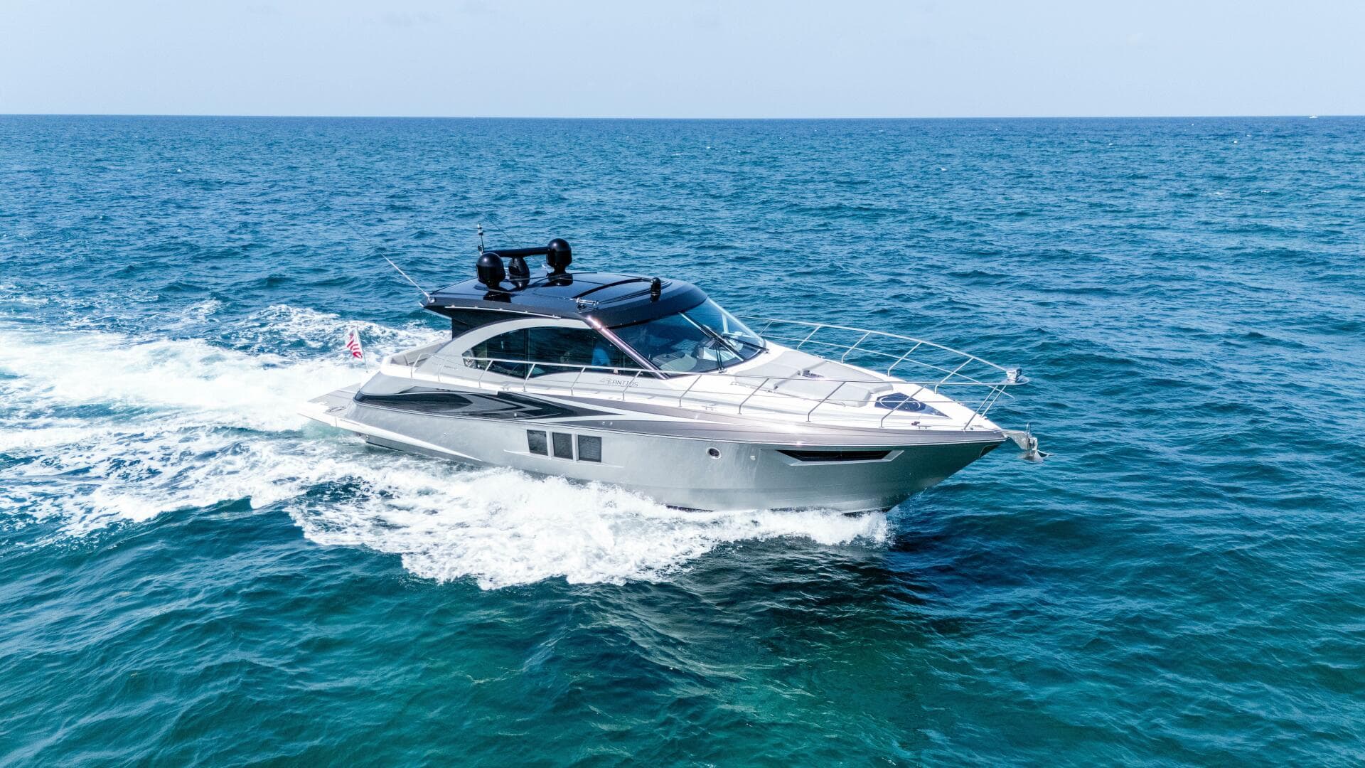 2014 Cruisers Yachts 45 Cantius — photo 1