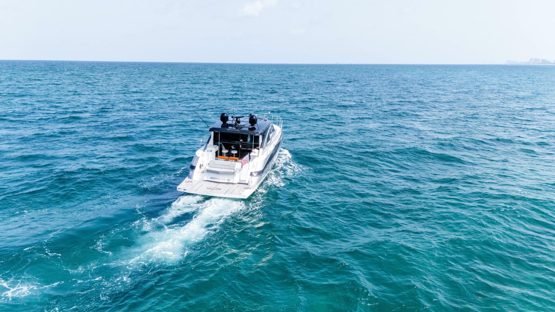 2014 Cruisers Yachts 45 Cantius — photo 4