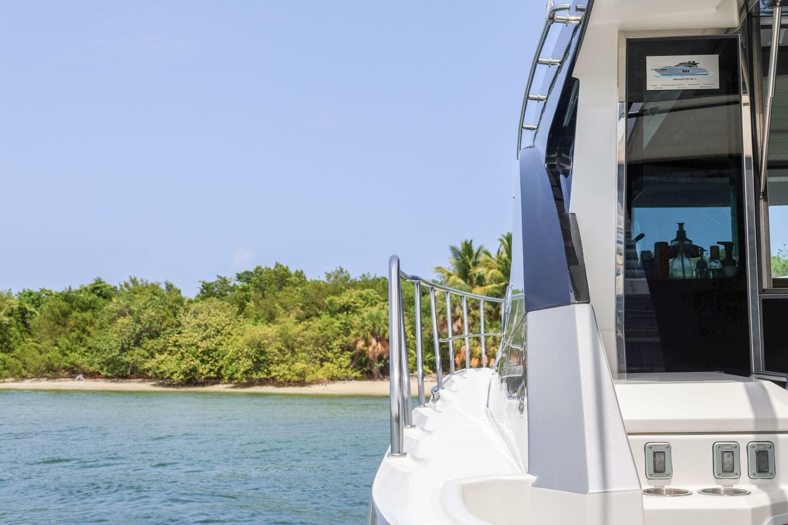 2014 Cruisers Yachts 45 Cantius — photo 37