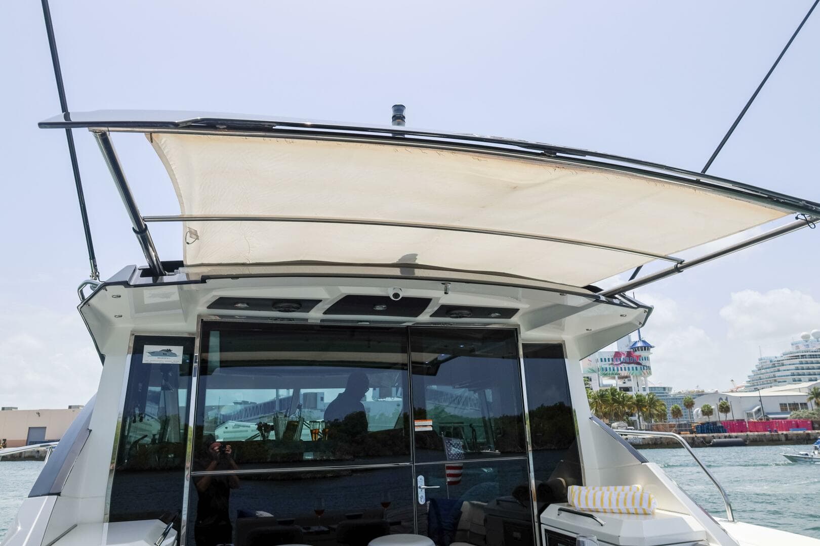 2014 Cruisers Yachts 45 Cantius — photo 34