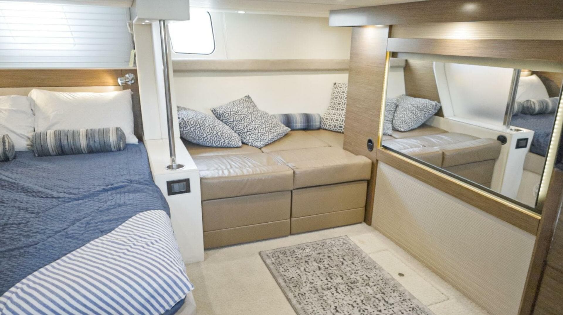 2014 Cruisers Yachts 45 Cantius — photo 58