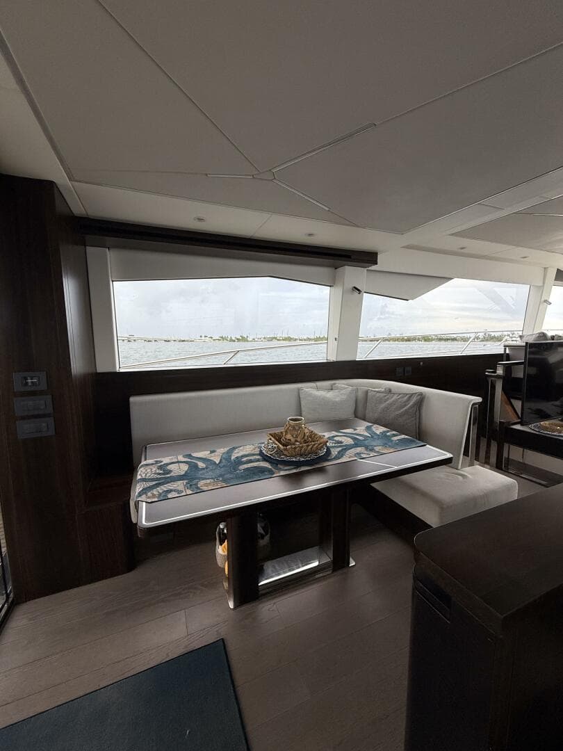 2022 Sunseeker 68 Manhattan — photo 38