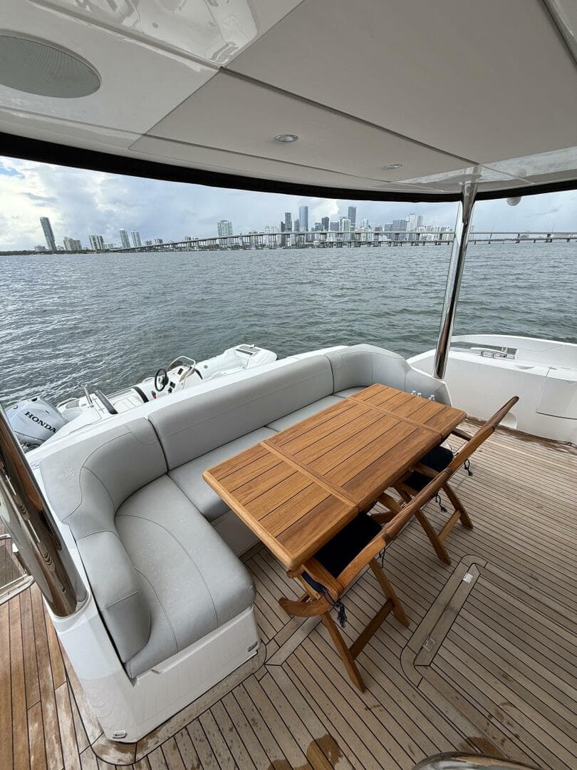 2022 Sunseeker 68 Manhattan — photo 13