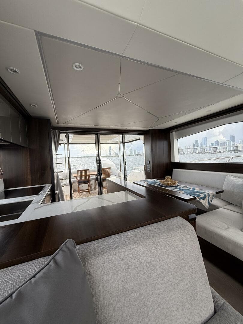 2022 Sunseeker 68 Manhattan — photo 45