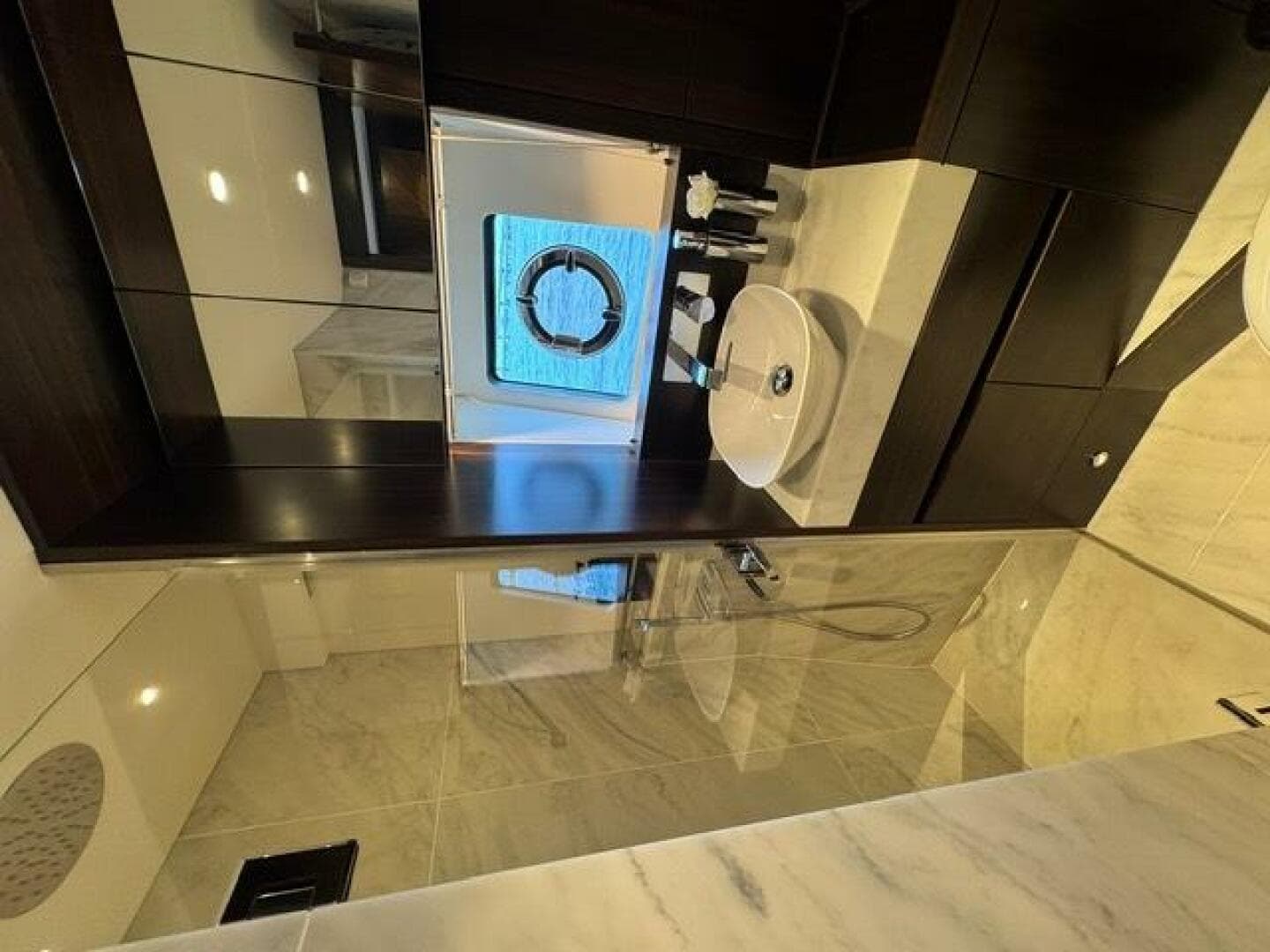 2022 Sunseeker 68 Manhattan — photo 63