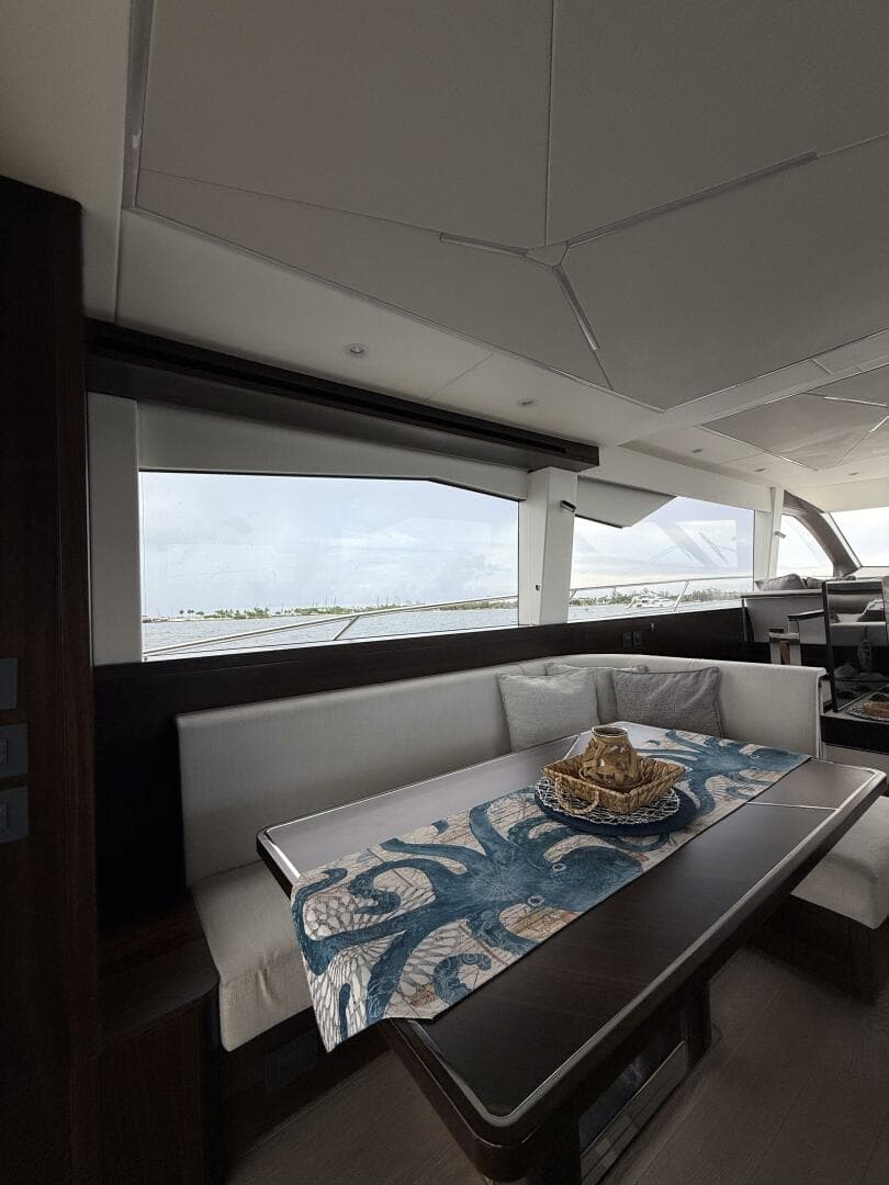 2022 Sunseeker 68 Manhattan — photo 35