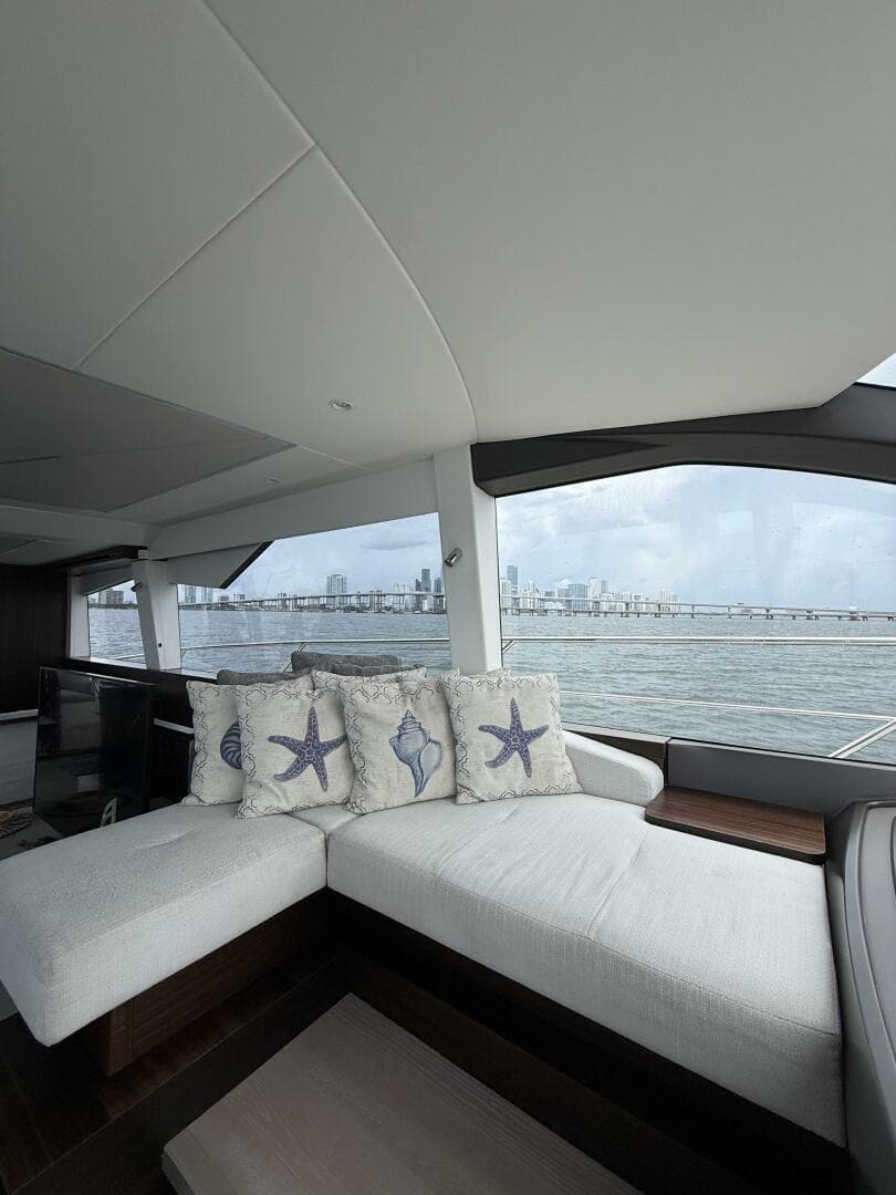 2022 Sunseeker 68 Manhattan — photo 47