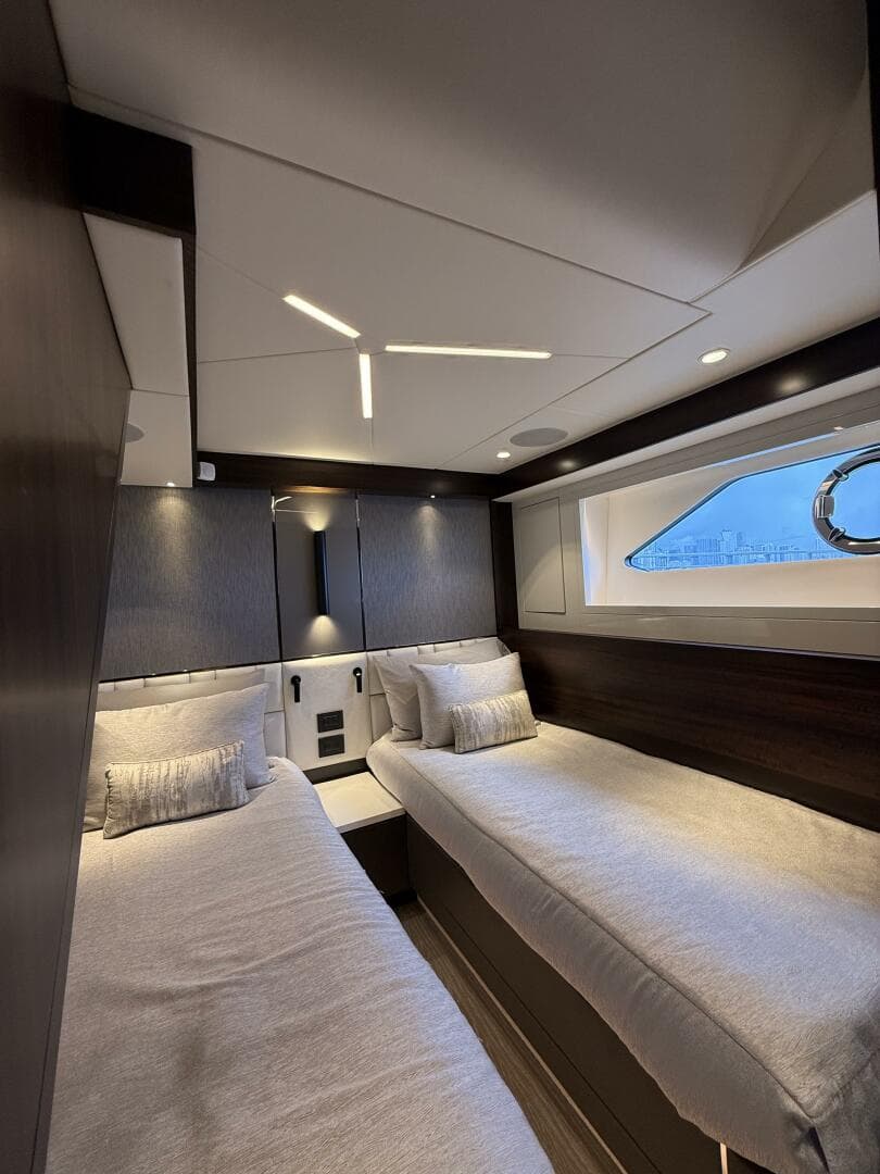 2022 Sunseeker 68 Manhattan — photo 55