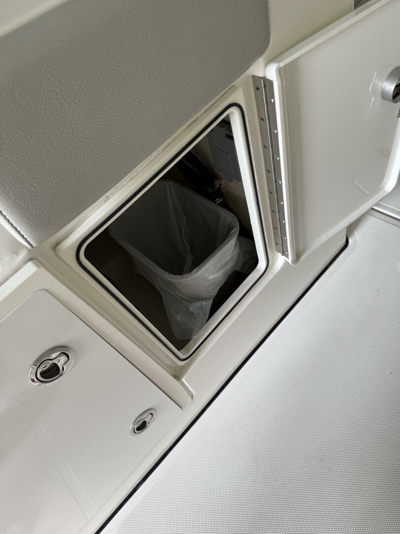 2022 Pursuit — photo 15