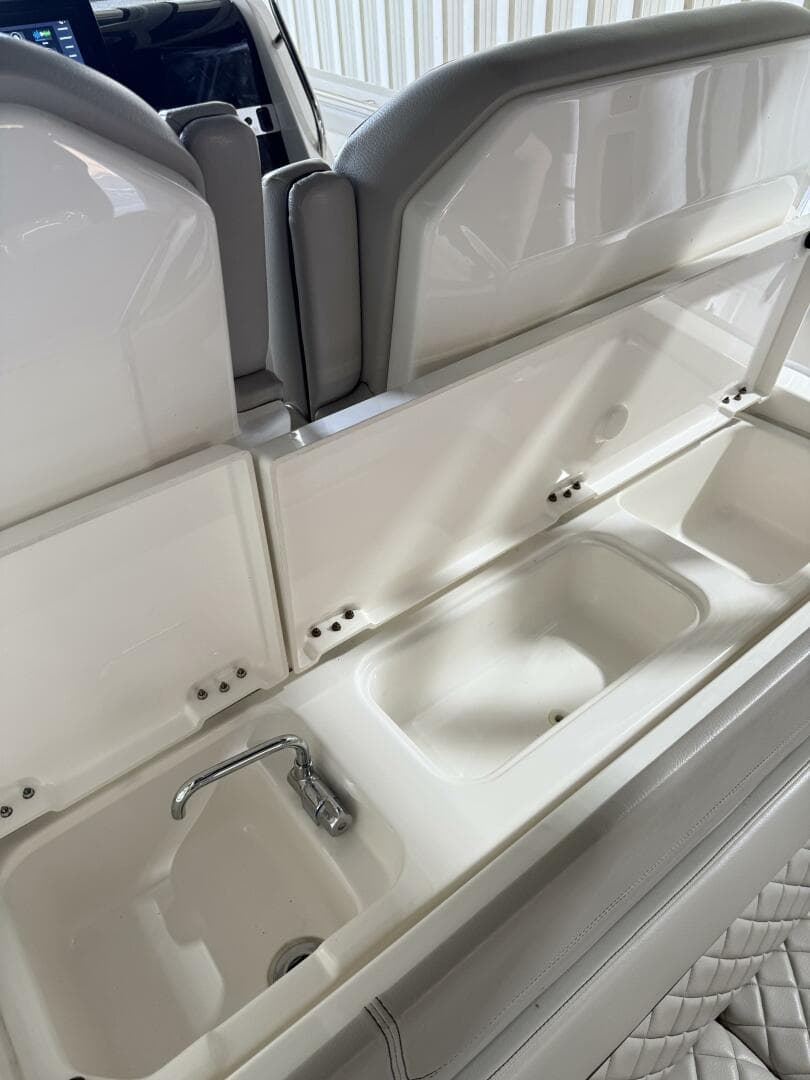 2022 Pursuit — photo 17