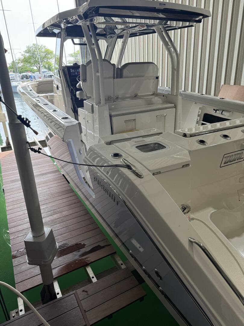 2022 Pursuit — photo 2