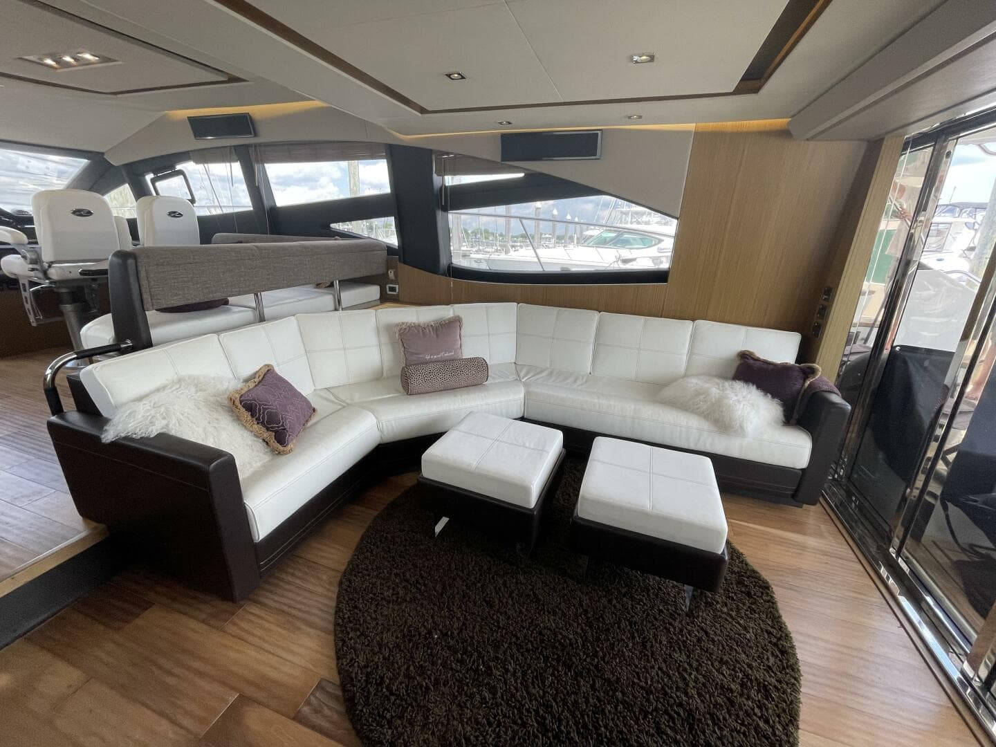 2017 Sea Ray L59 Fly — photo 10