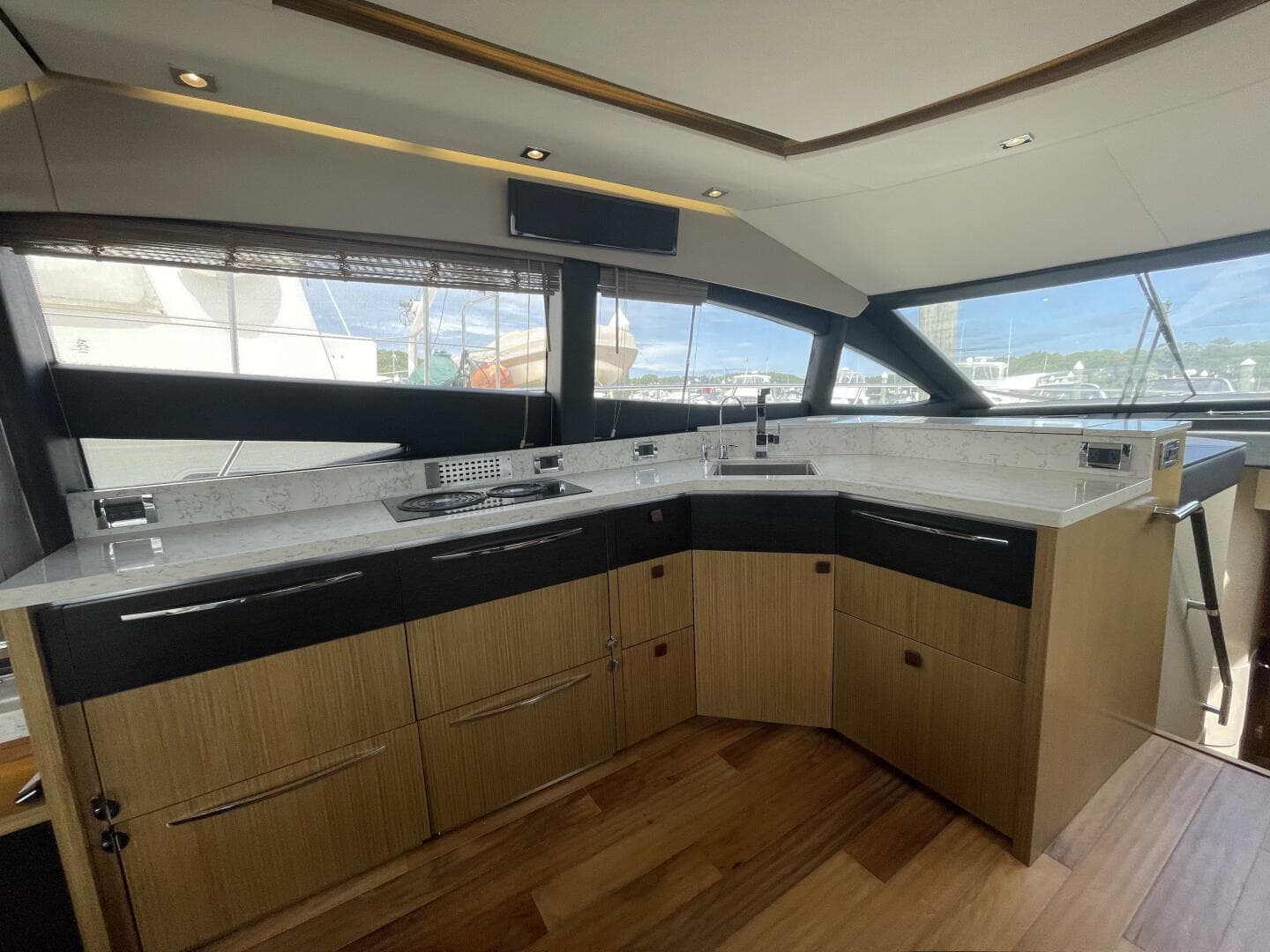 2017 Sea Ray L59 Fly — photo 12
