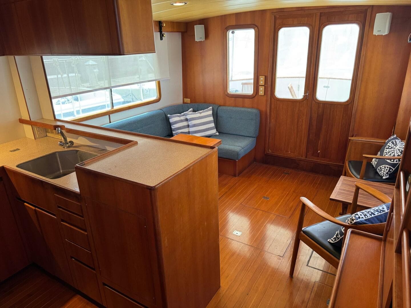 1998 Krogen Express 49 — photo 38