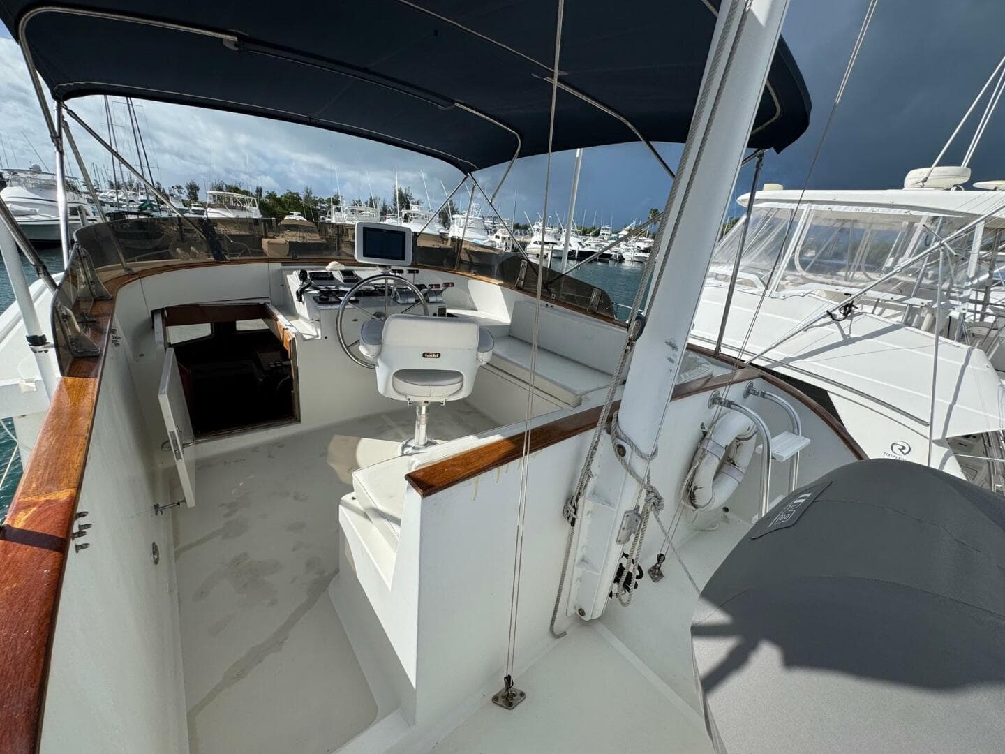 1998 Krogen Express 49 — photo 28