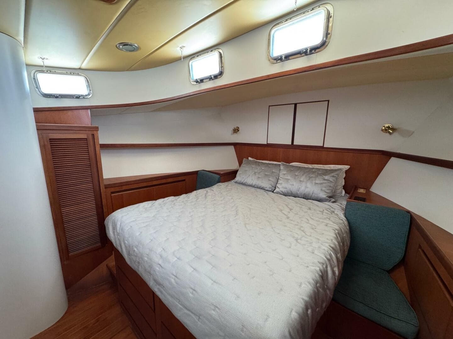 1998 Krogen Express 49 — photo 48