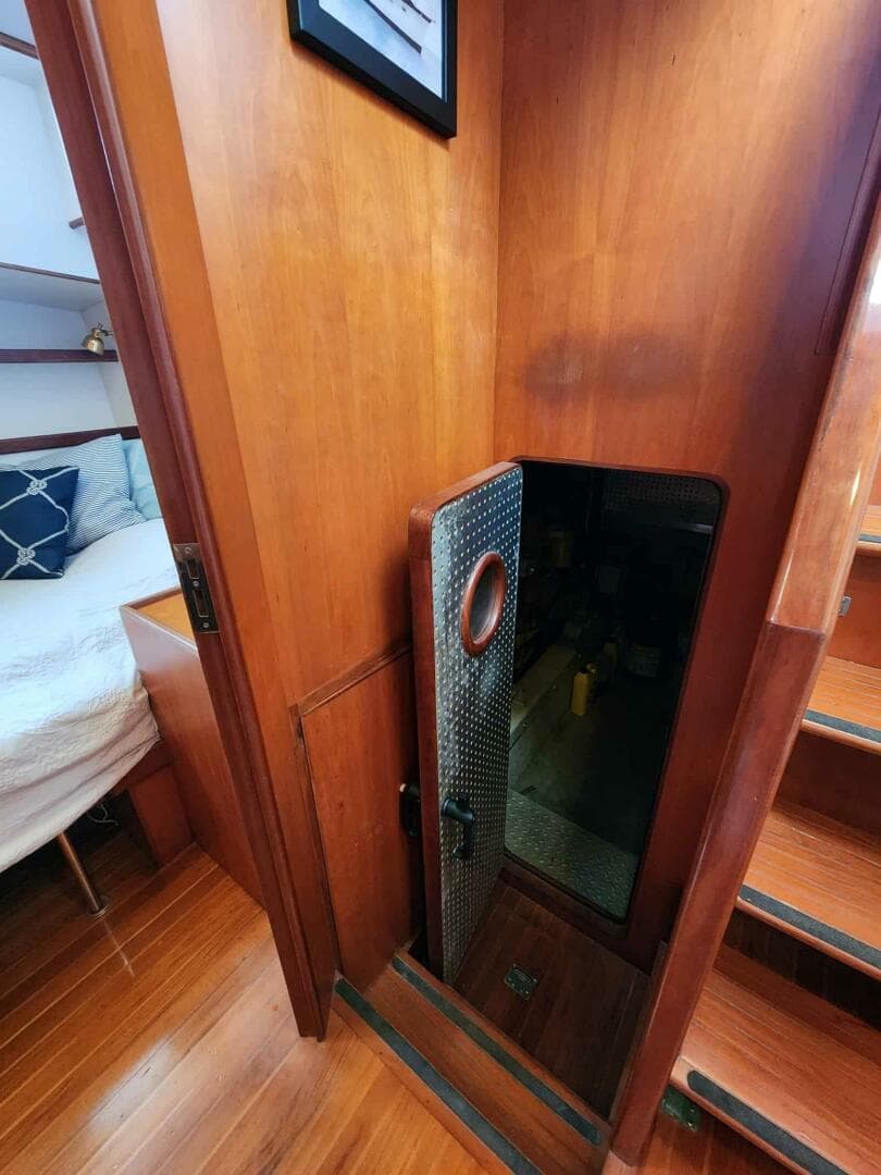 1998 Krogen Express 49 — photo 59