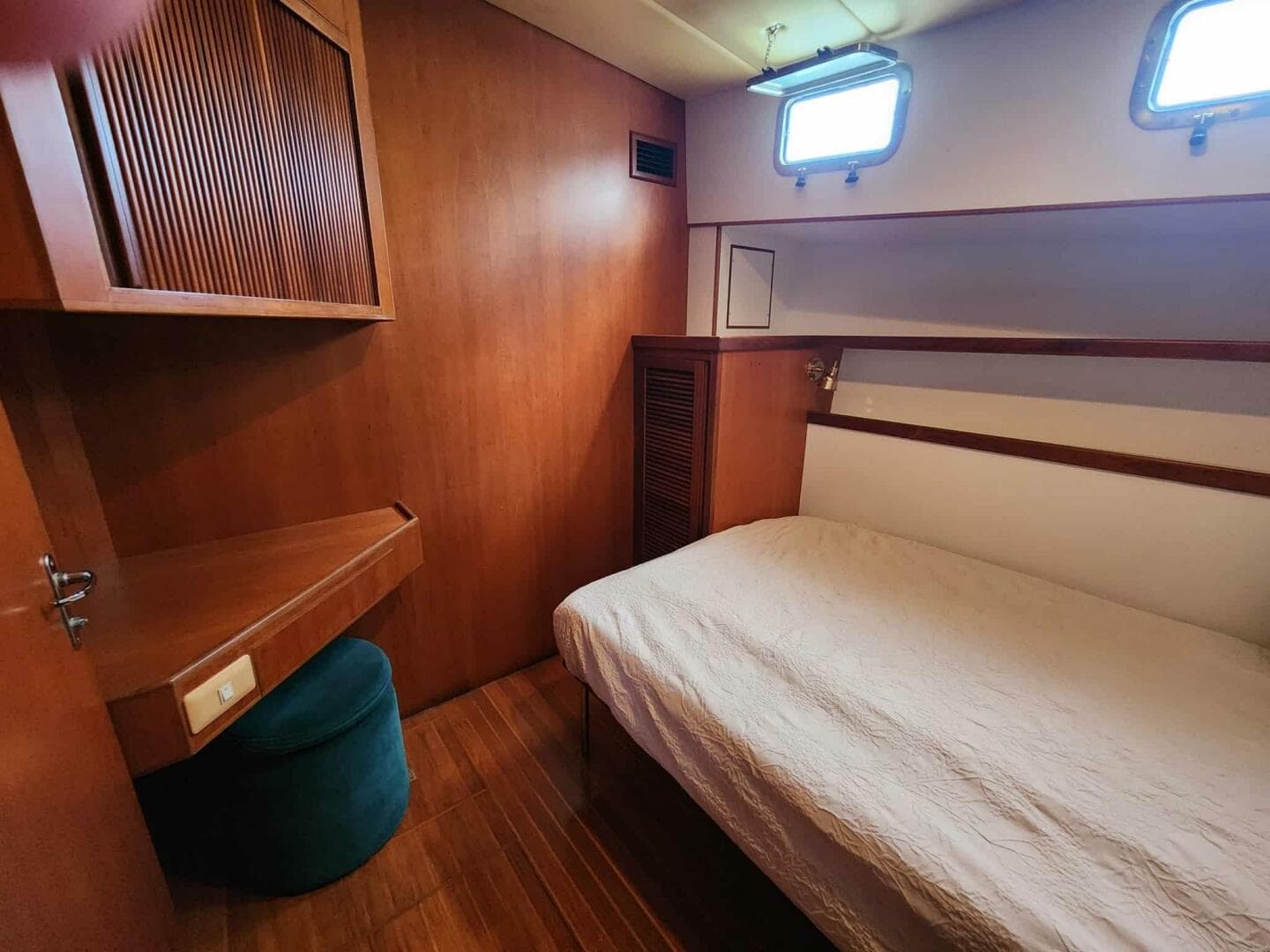 1998 Krogen Express 49 — photo 70