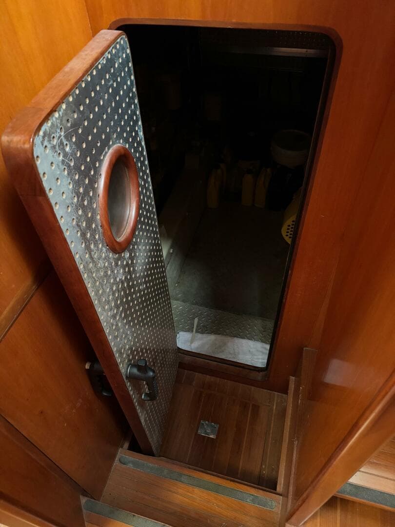 1998 Krogen Express 49 — photo 60