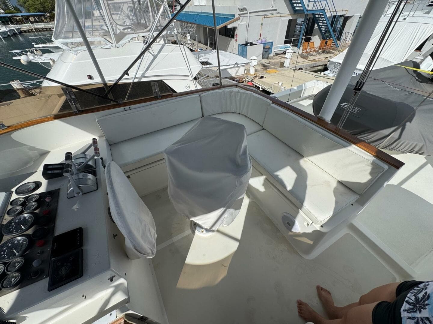 1998 Krogen Express 49 — photo 30