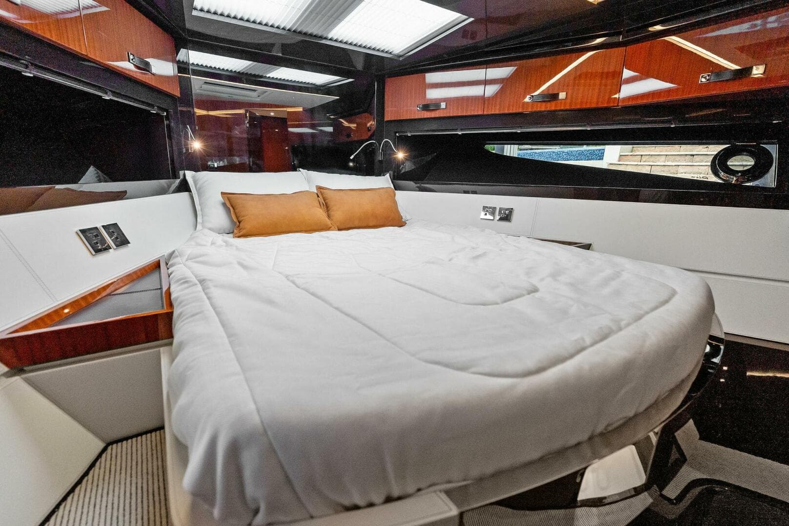 2019 Riva 56 Rivale — photo 32