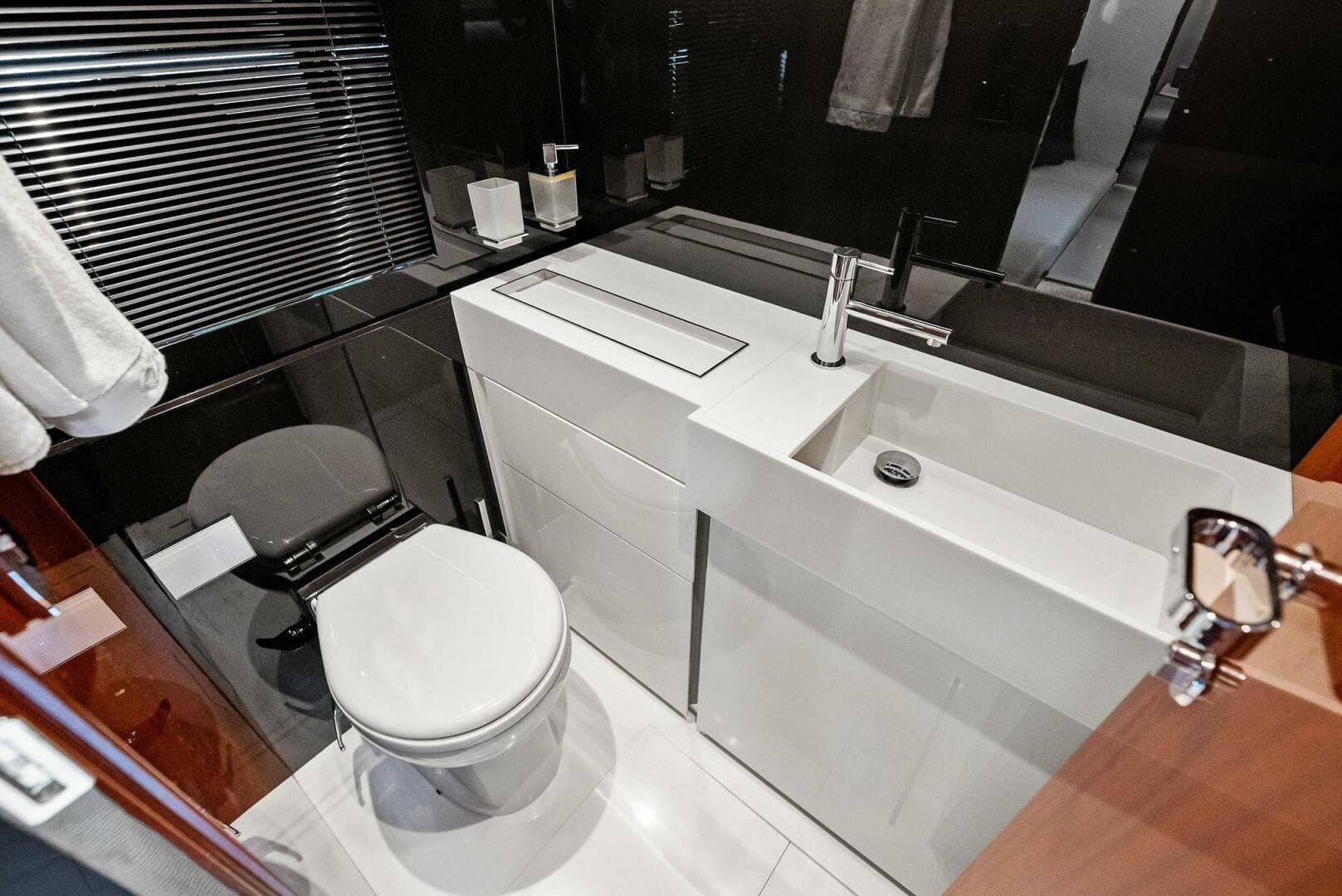 2019 Riva 56 Rivale — photo 44