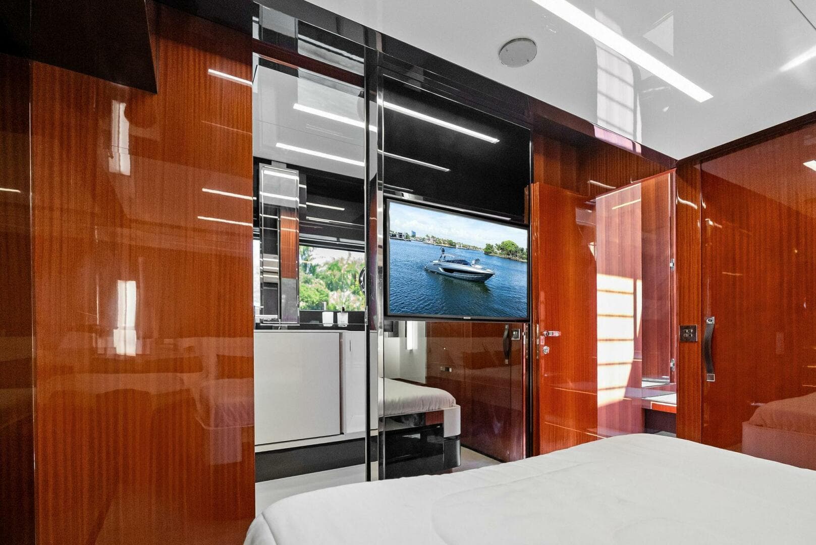 2019 Riva 56 Rivale — photo 41