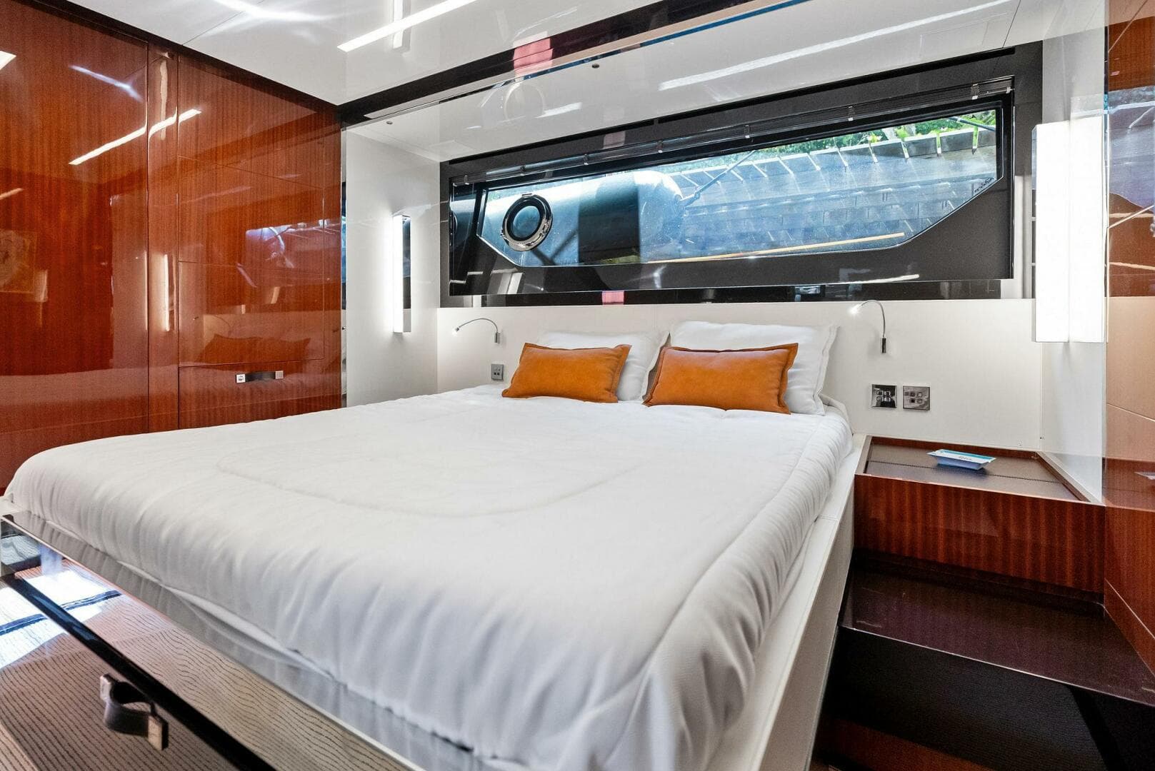 2019 Riva 56 Rivale — photo 39