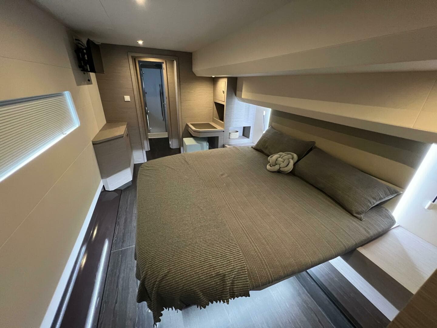 2024 Fountaine Pajot My 6 — photo 23