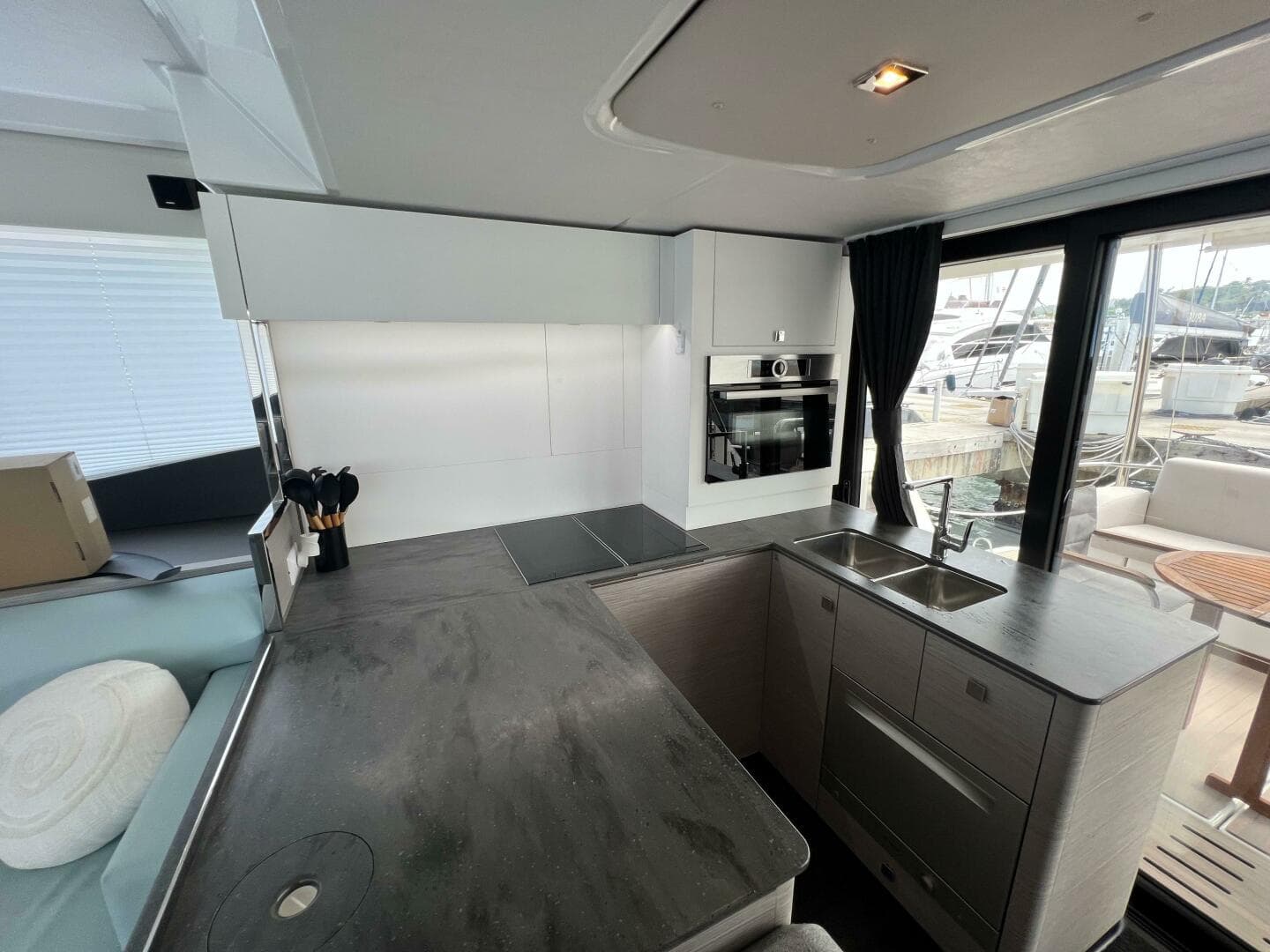2024 Fountaine Pajot My 6 — photo 35