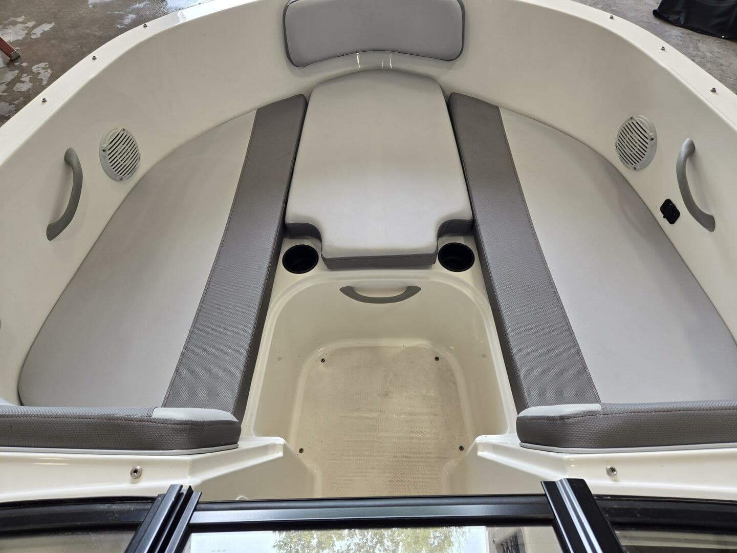 2023 Bayliner — photo 11