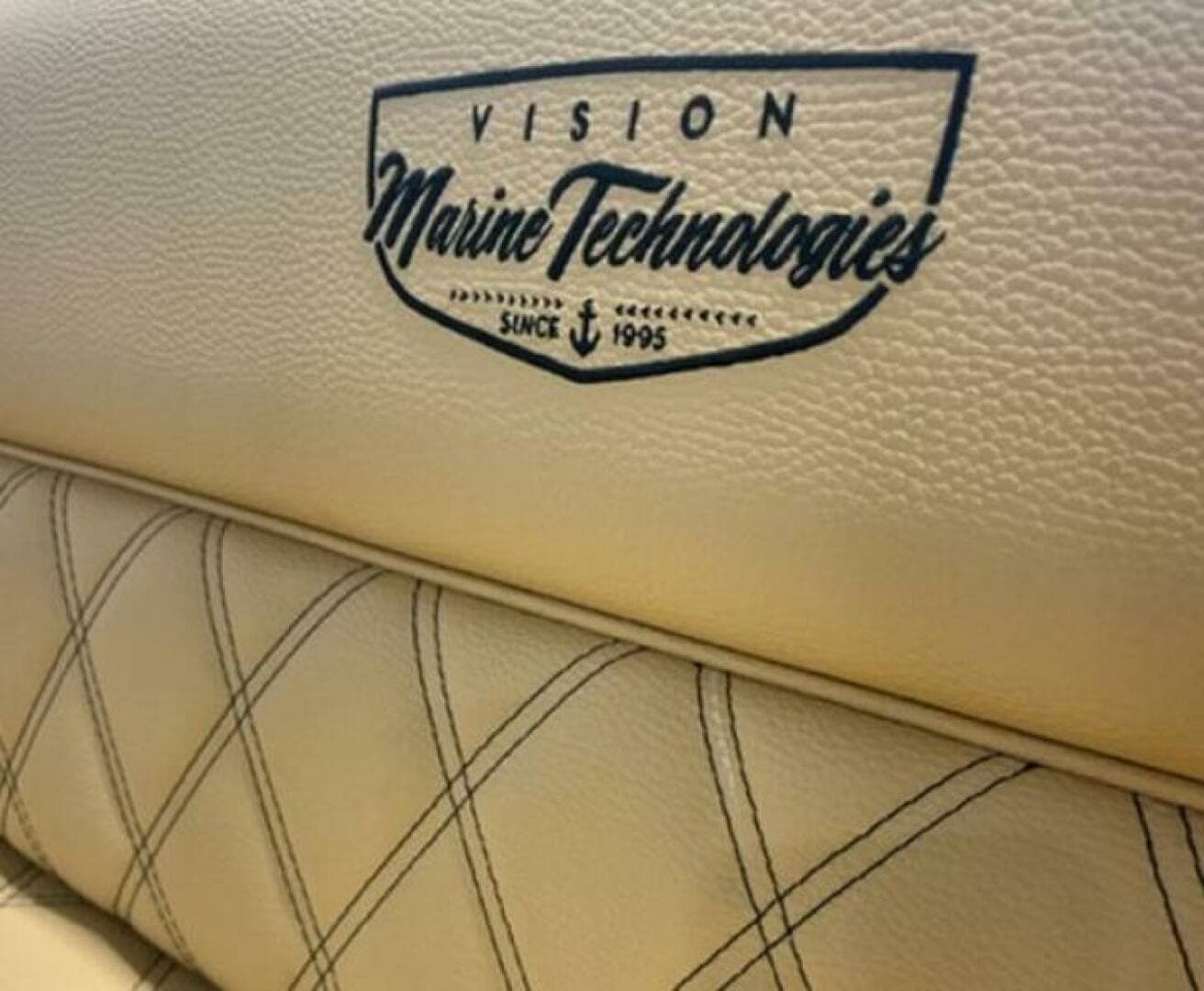 2023 Vision Fantail 217 — photo 6