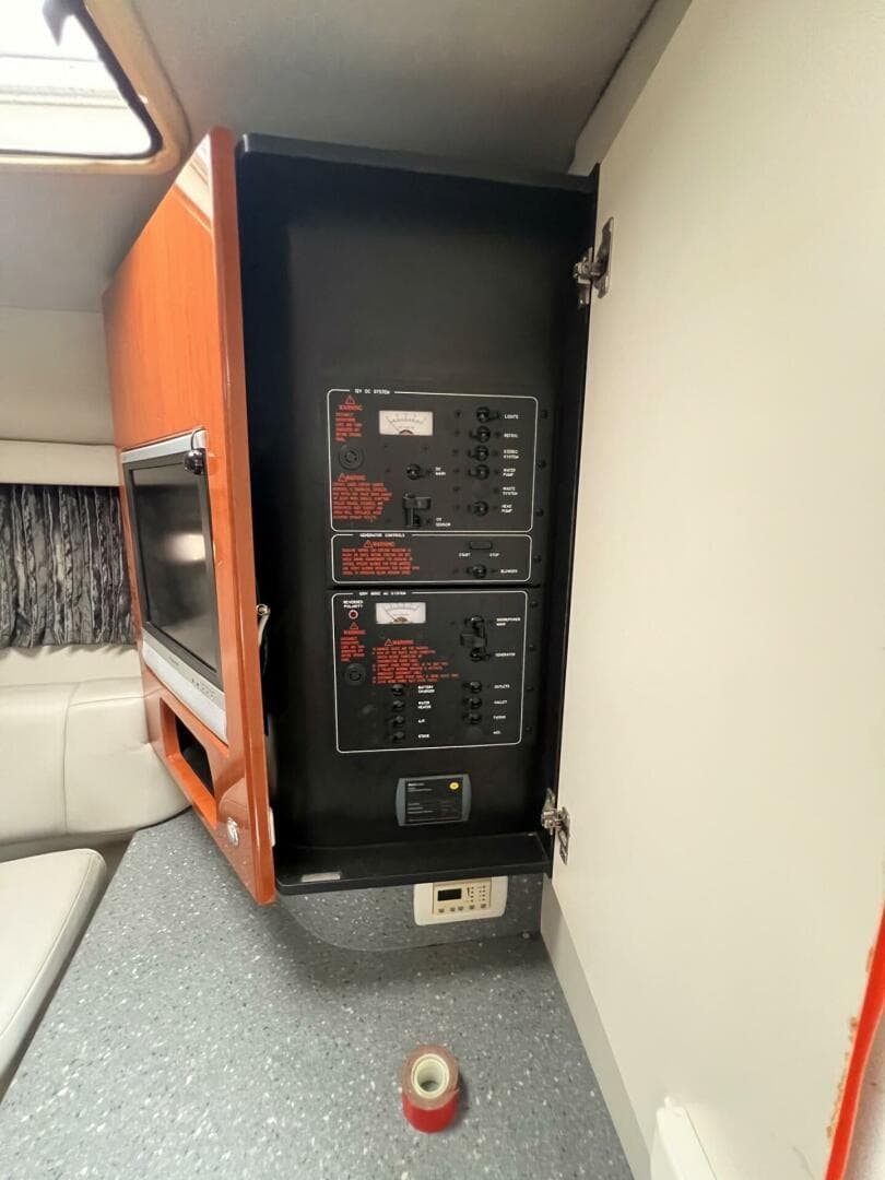 2006 Formula 27 Pc — photo 28