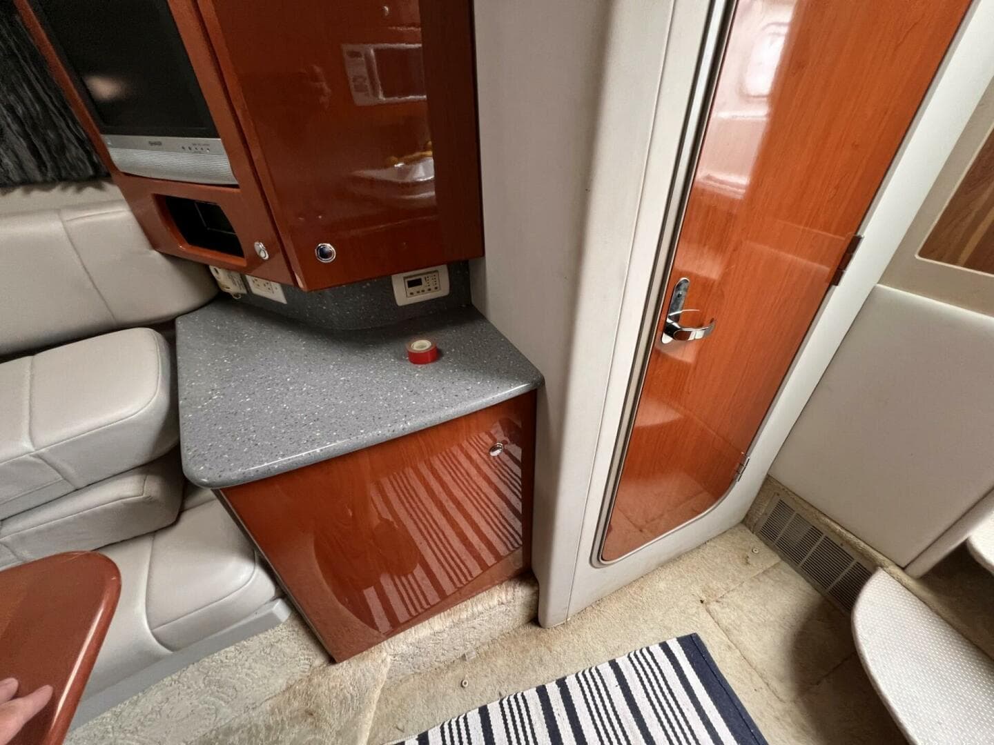 2006 Formula 27 Pc — photo 26