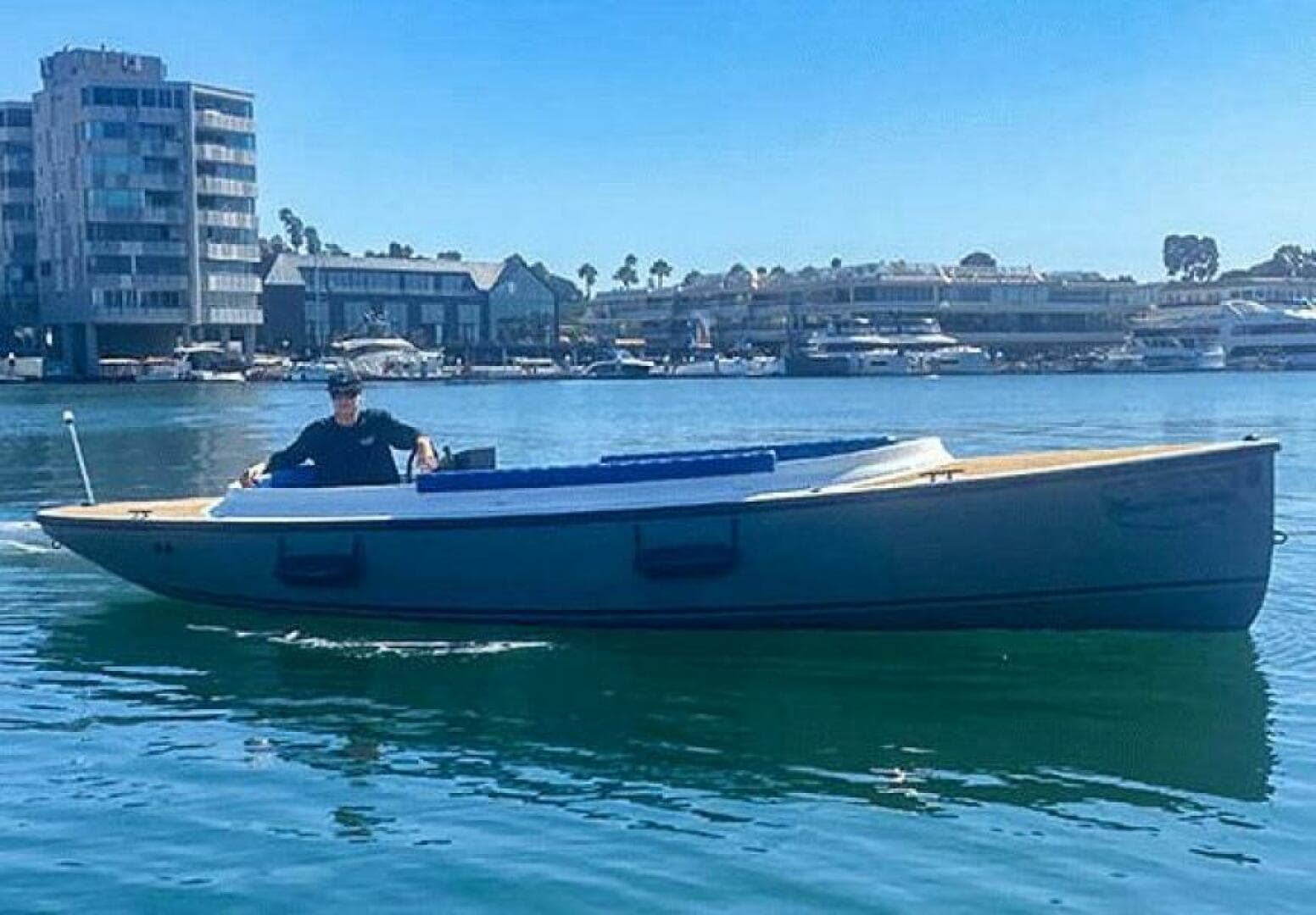 2023 Vision Fantail 217 — photo 1