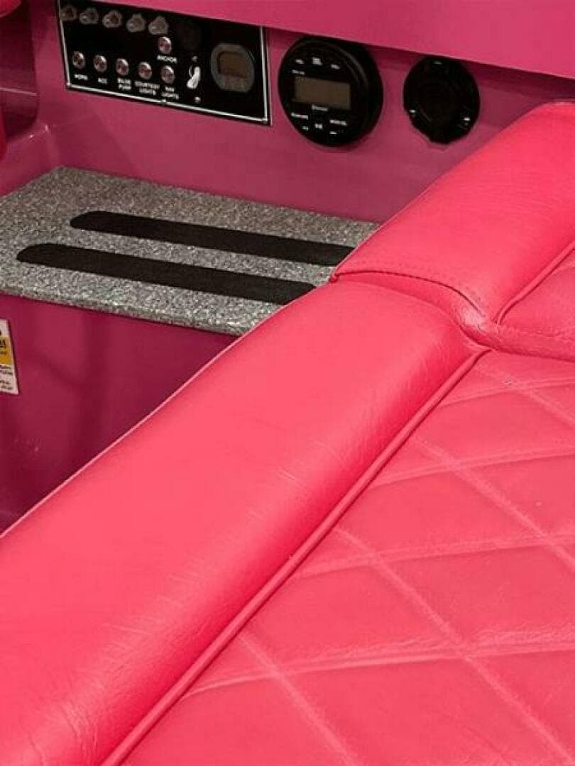 2023 Vision Fantail 217 — photo 7